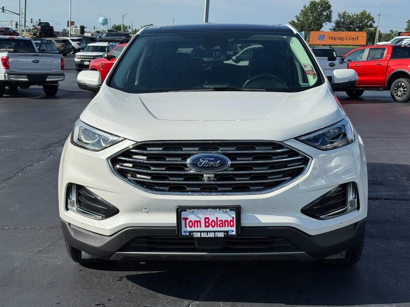 Ford Edge Vehicle Image 09