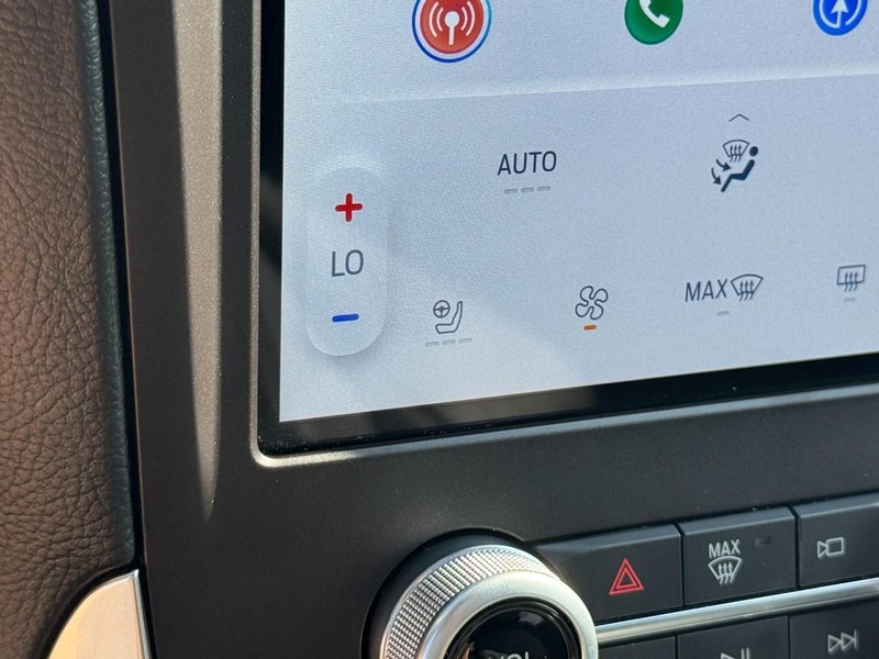 Ford Edge Vehicle Image 21