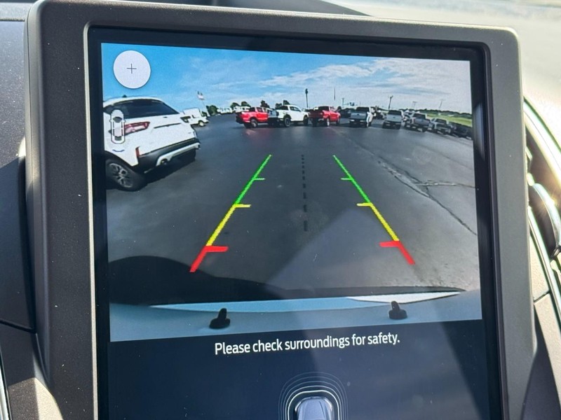 Ford Edge Vehicle Image 22