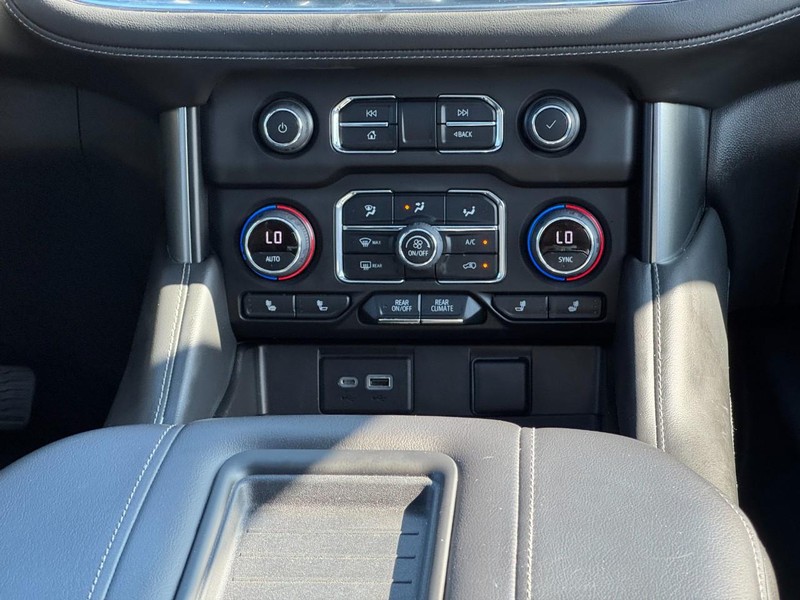 Chevrolet Tahoe Vehicle Image 15