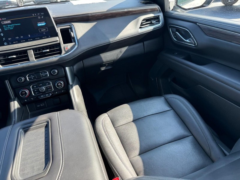 Chevrolet Tahoe Vehicle Image 16