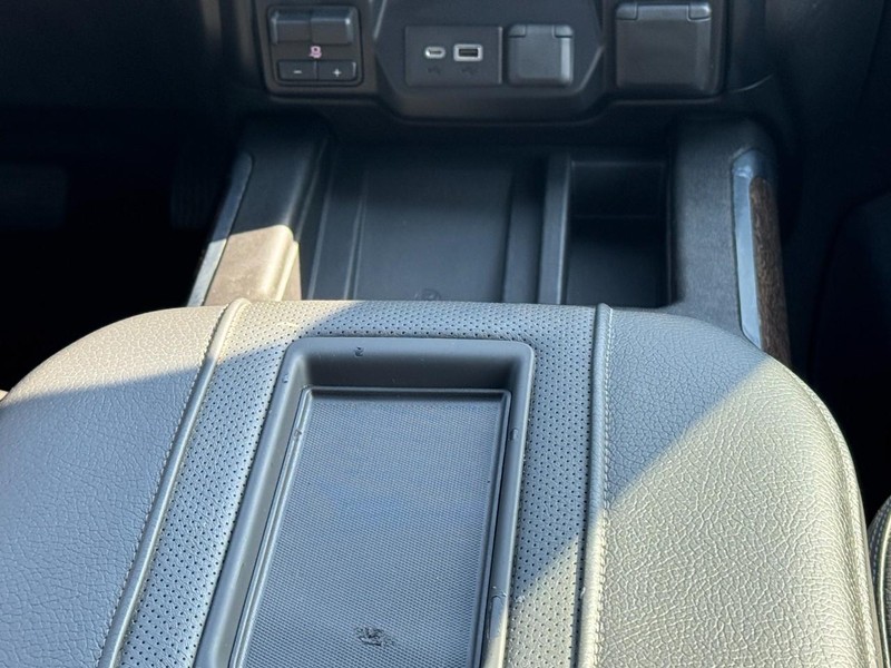 GMC Sierra 1500 Vehicle Image 14