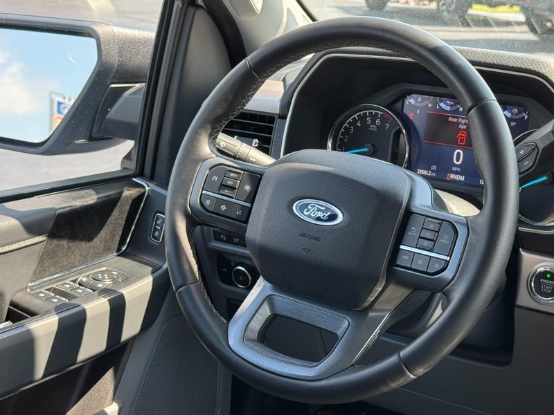 Ford F-150 Vehicle Image 12