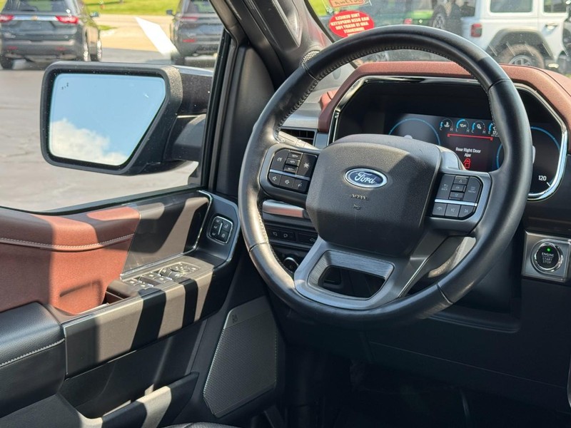 Ford F-150 Vehicle Image 12