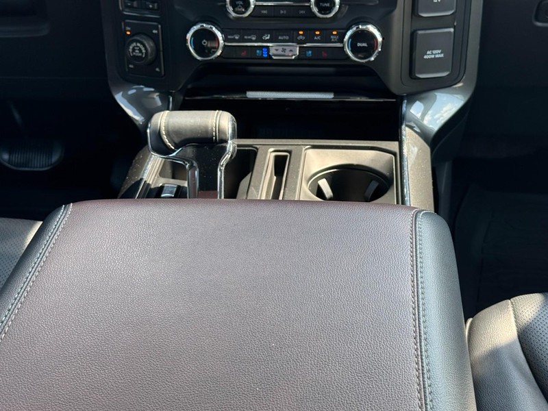 Ford F-150 Vehicle Image 14