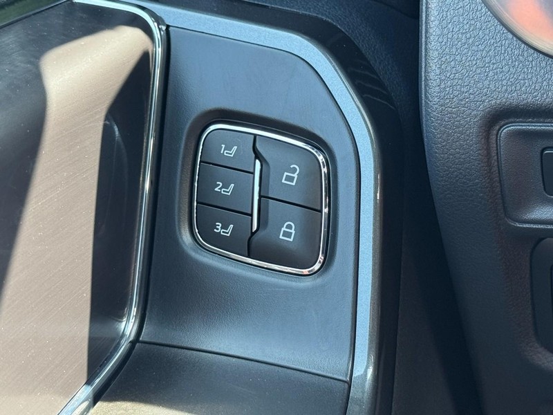 Ford F-150 Vehicle Image 16