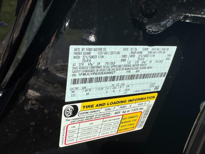 Ford Expedition Vehicle Image 16