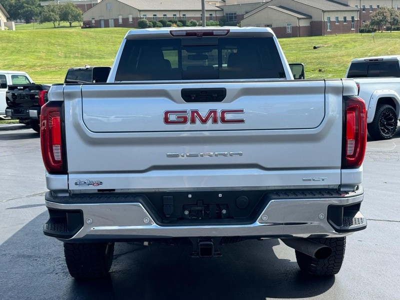 GMC Sierra 2500HD Vehicle Image 04