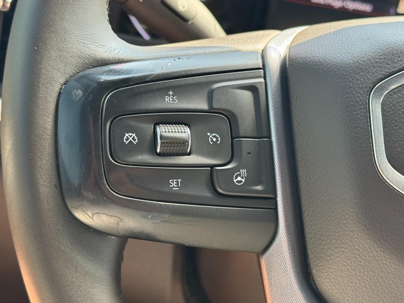 GMC Sierra 2500HD Vehicle Image 17