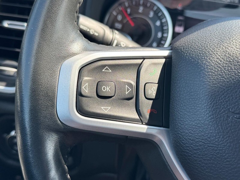 Ram 1500 Vehicle Image 16