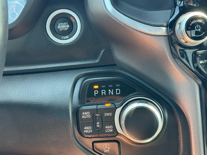 Ram 1500 Vehicle Image 20