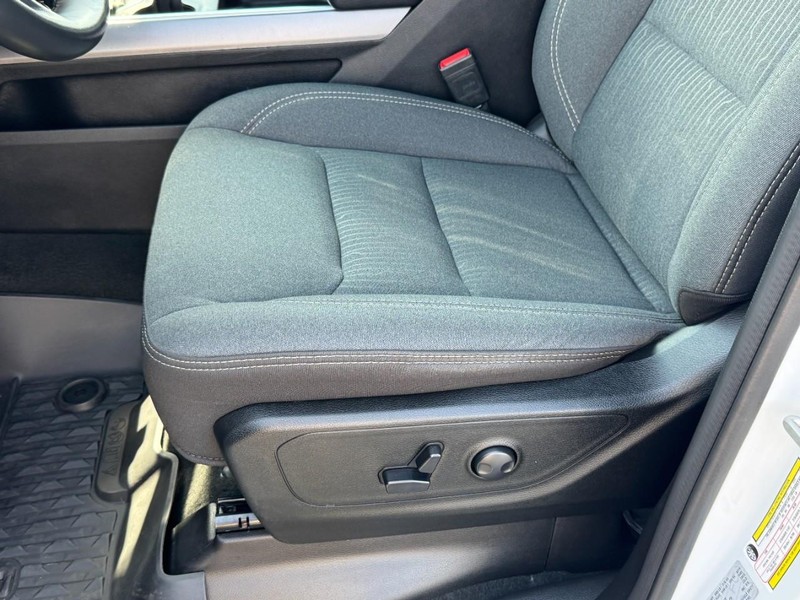 Ram 1500 Vehicle Image 25