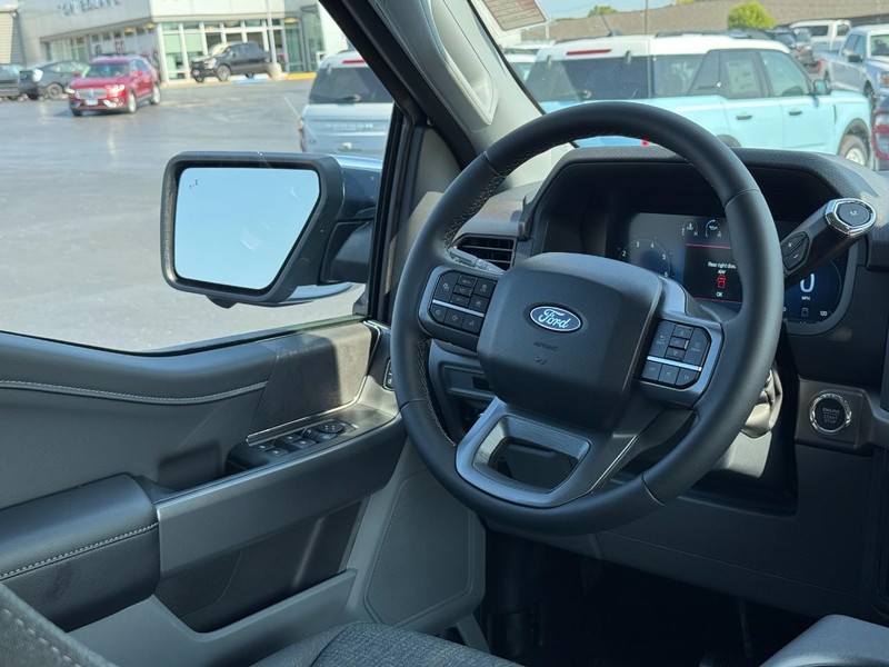 Ford F-150 Vehicle Image 07
