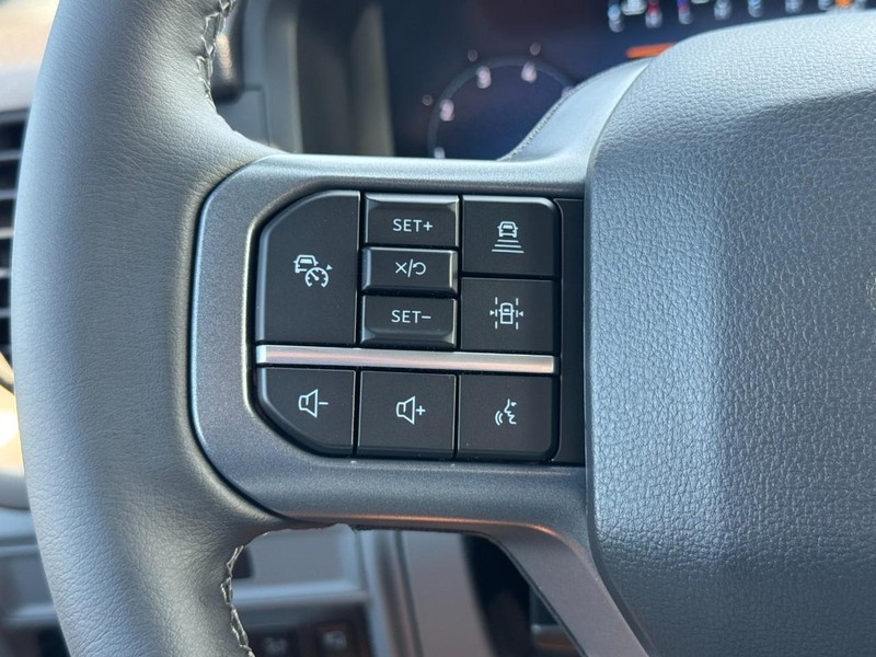 Ford F-150 Vehicle Image 10