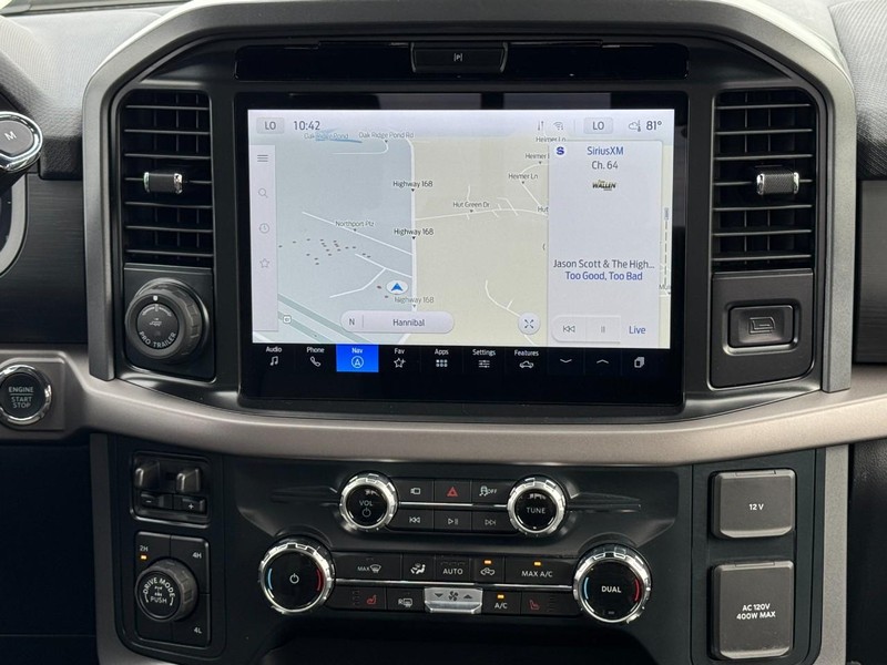 Ford F-150 Vehicle Full-screen Gallery Image 13