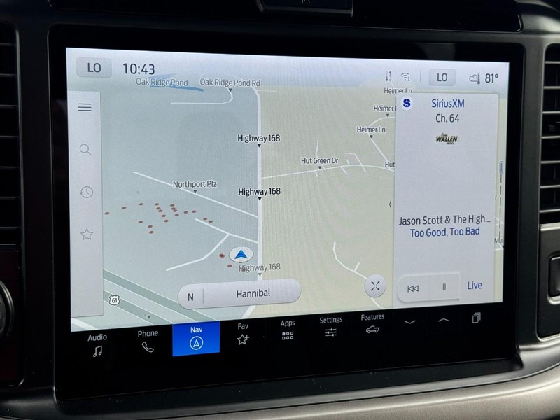 Ford F-150 Vehicle Full-screen Gallery Image 19