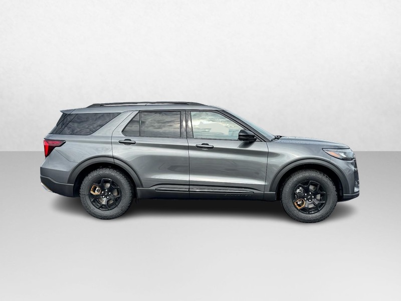 Ford Explorer Vehicle Image 02