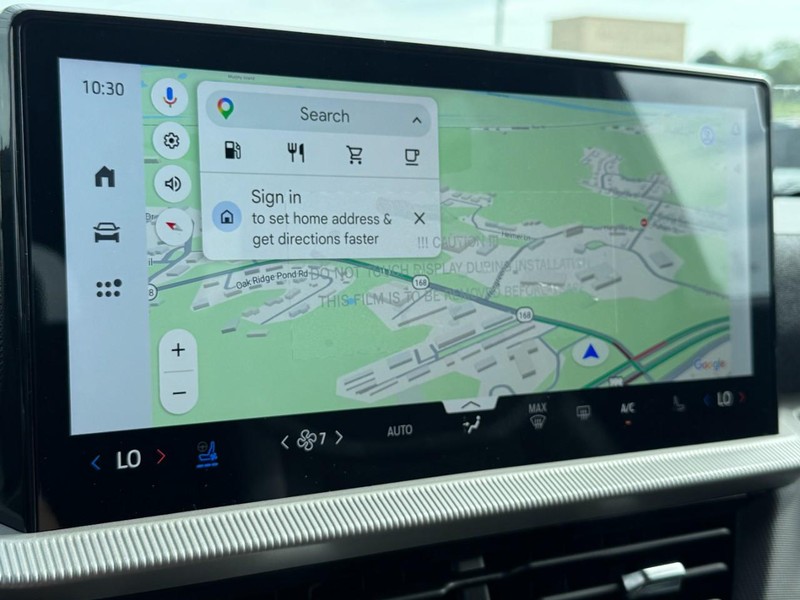 Ford Explorer Vehicle Image 16