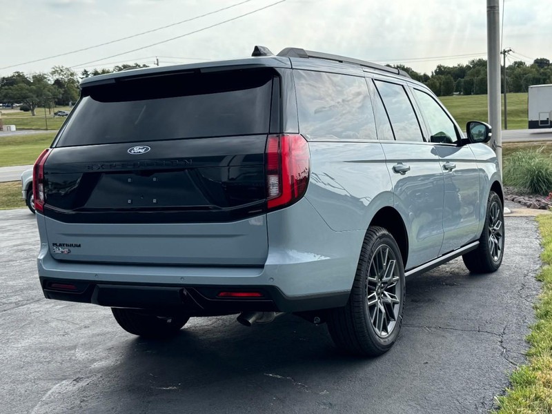 Ford Expedition Vehicle Image 03