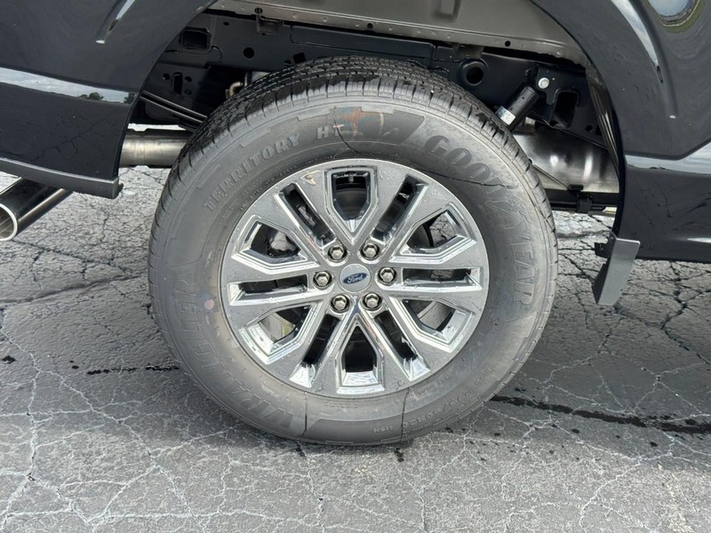 Ford F-150 Vehicle Image 04
