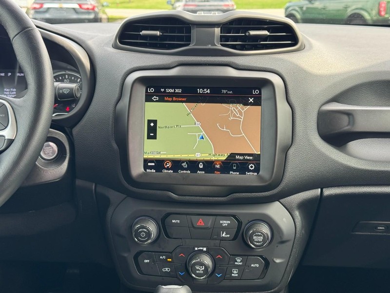 Jeep Renegade Vehicle Image 13