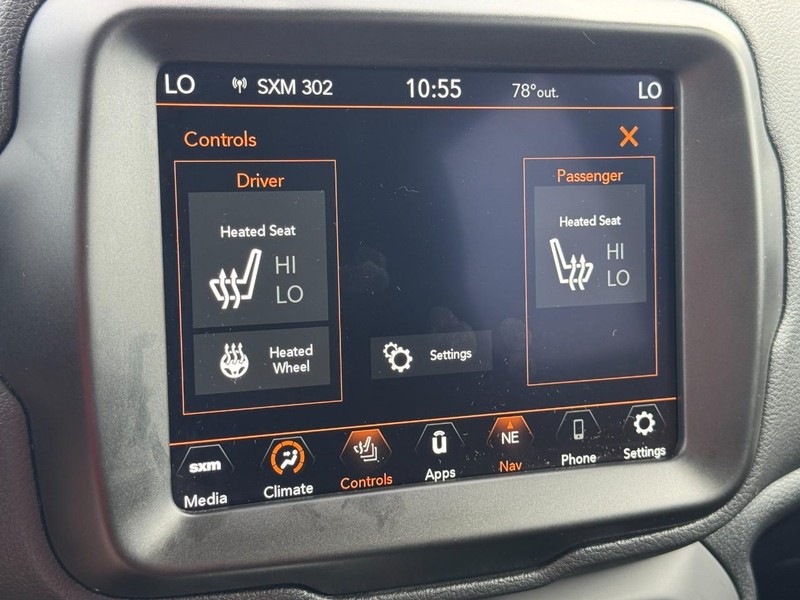Jeep Renegade Vehicle Image 20