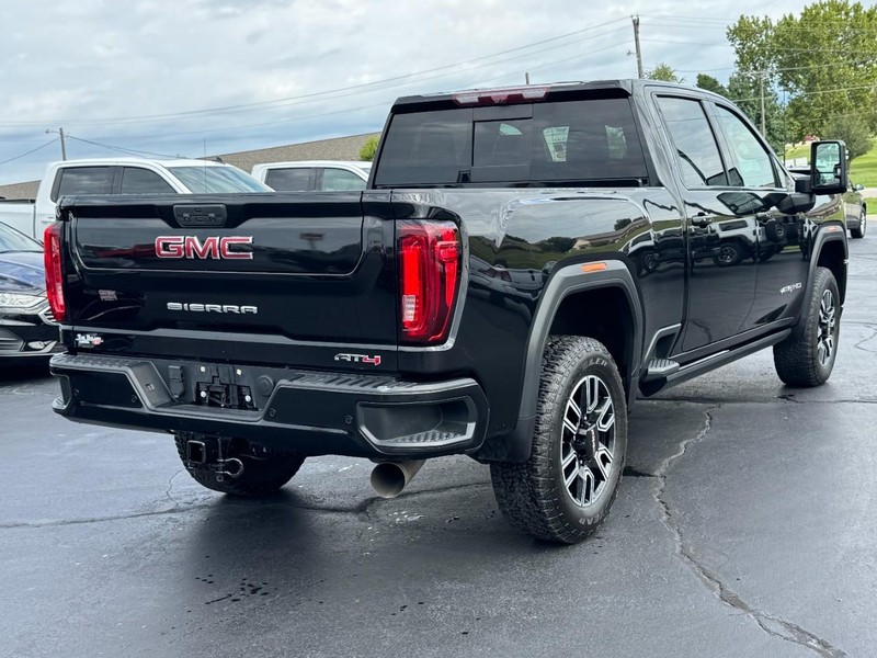 GMC Sierra 2500HD Vehicle Image 03