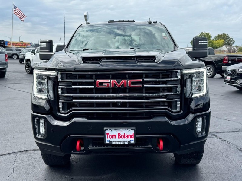 GMC Sierra 2500HD Vehicle Image 09