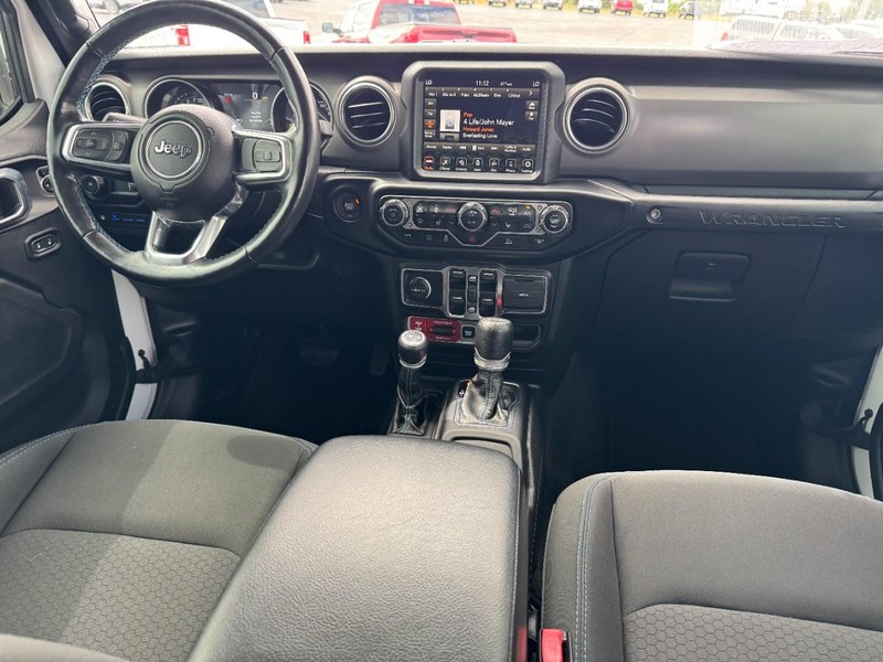 Jeep Wrangler 4xe Vehicle Image 11