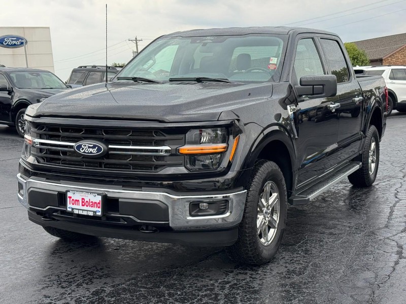 Ford F-150 Vehicle Full-screen Gallery Image 08