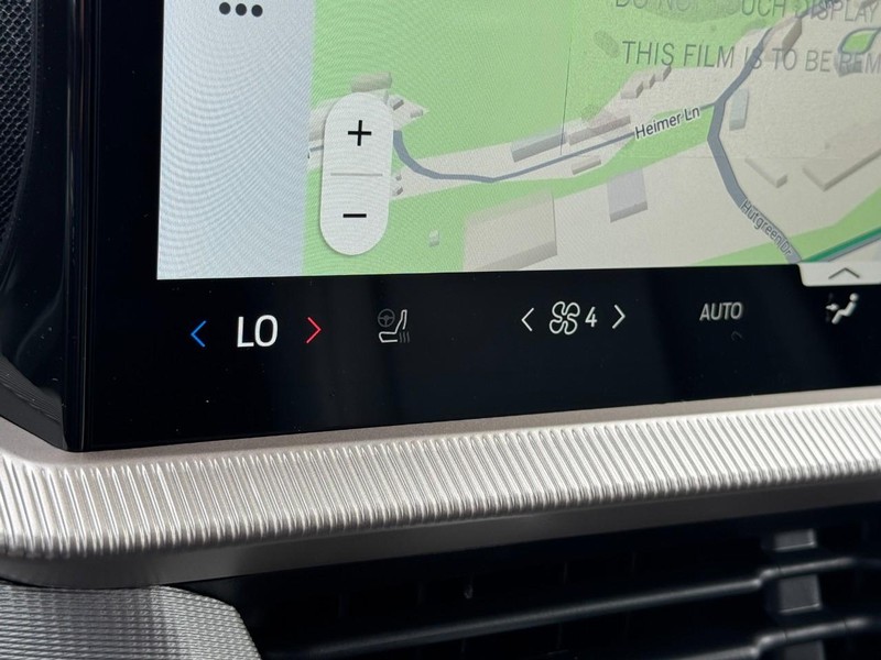 Ford Explorer Vehicle Image 14