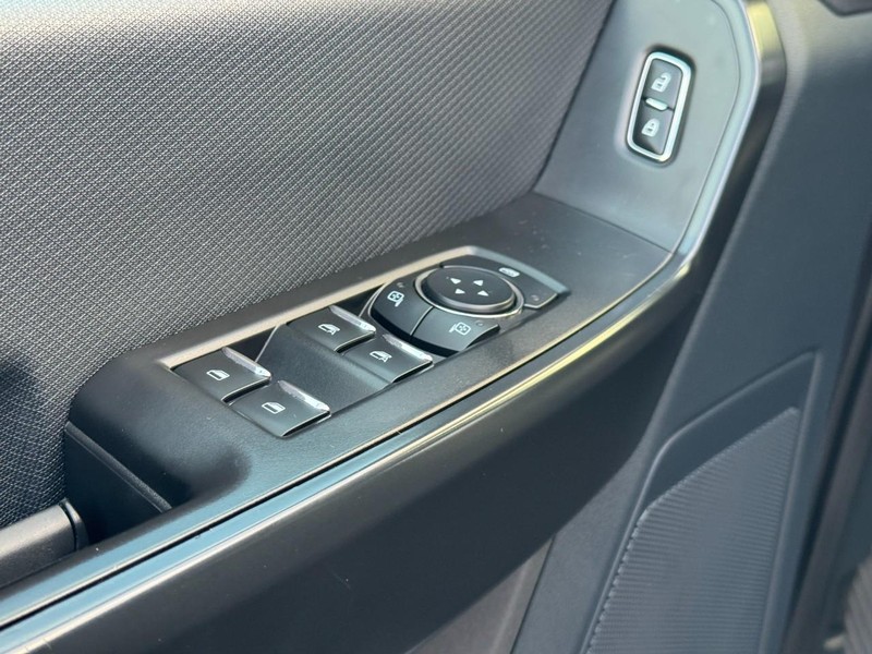 Ford F-150 Vehicle Image 16