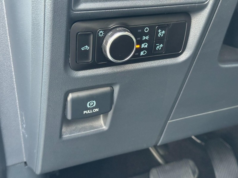 Ford F-150 Vehicle Image 17