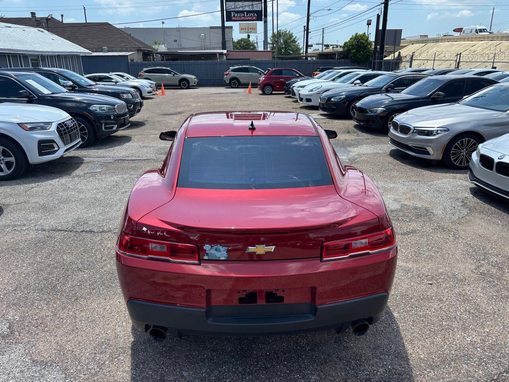 Chevrolet Camaro Vehicle Full-screen Gallery Image 05