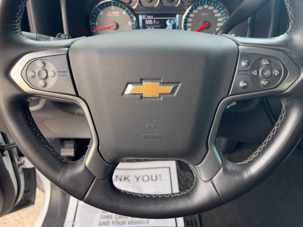 Chevrolet Silverado 1500 Vehicle Full-screen Gallery Image 17