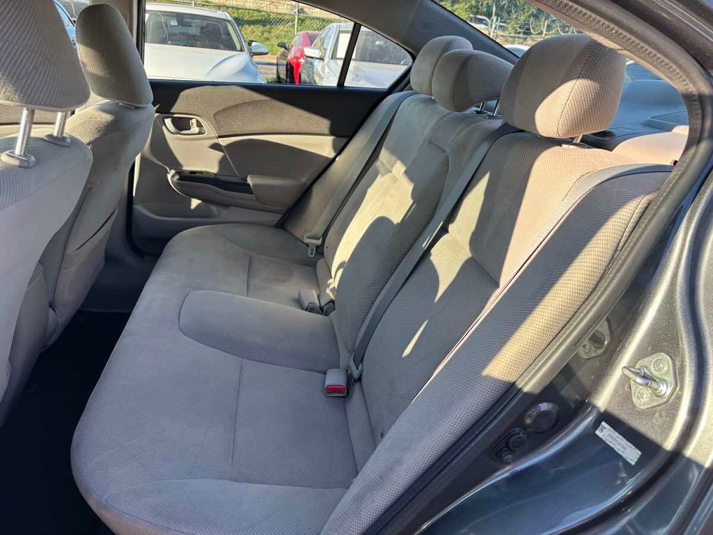 Honda Civic Sedan Vehicle Full-screen Gallery Image 11