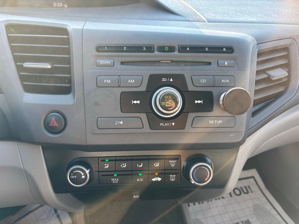 Honda Civic Sedan Vehicle Full-screen Gallery Image 14