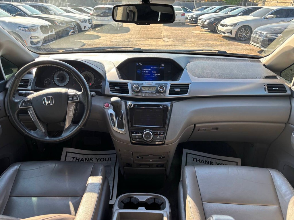 Honda Odyssey Vehicle Full-screen Gallery Image 13