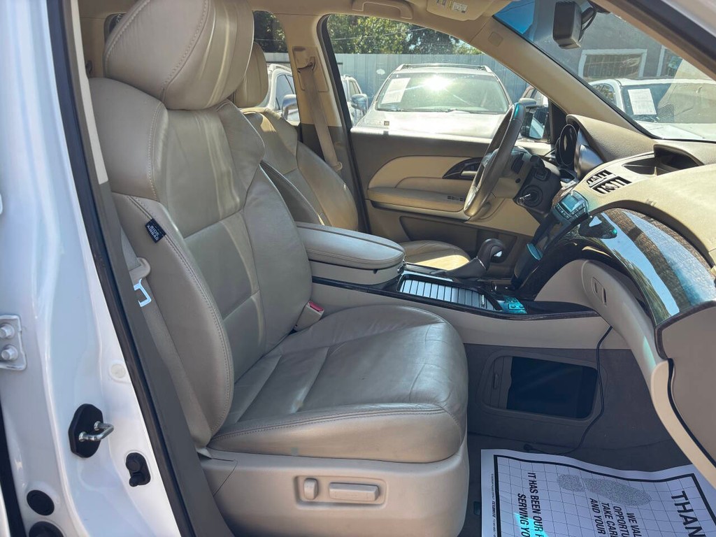 Acura MDX Vehicle Full-screen Gallery Image 10
