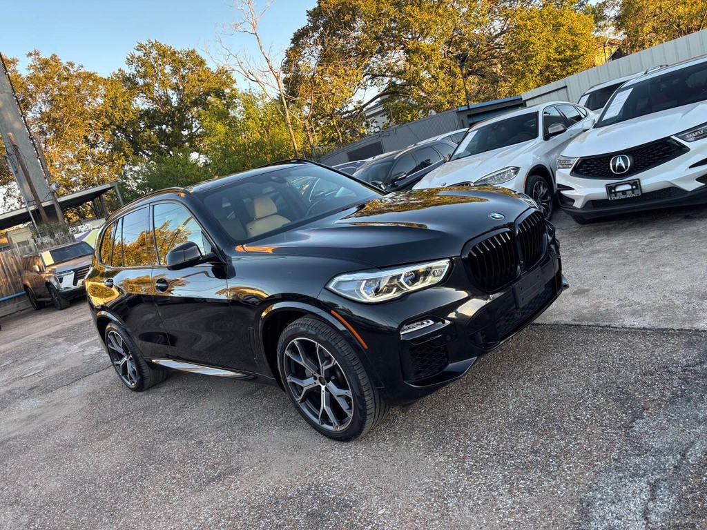 BMW X5 Vehicle Full-screen Gallery Image 02