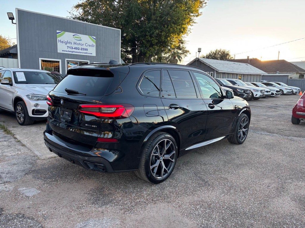 BMW X5 Vehicle Full-screen Gallery Image 07