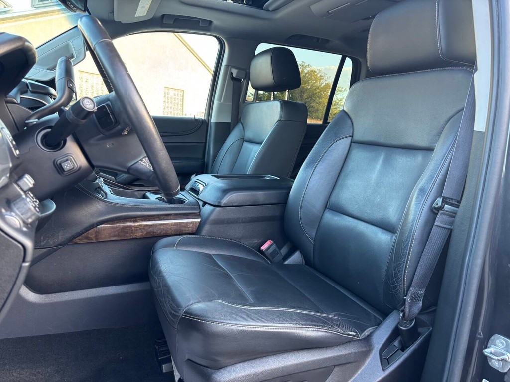 Chevrolet Tahoe Vehicle Full-screen Gallery Image 09