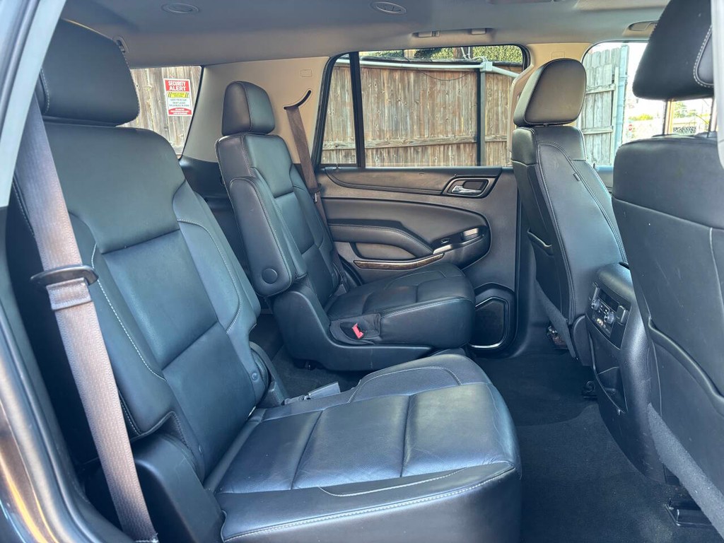 Chevrolet Tahoe Vehicle Full-screen Gallery Image 12