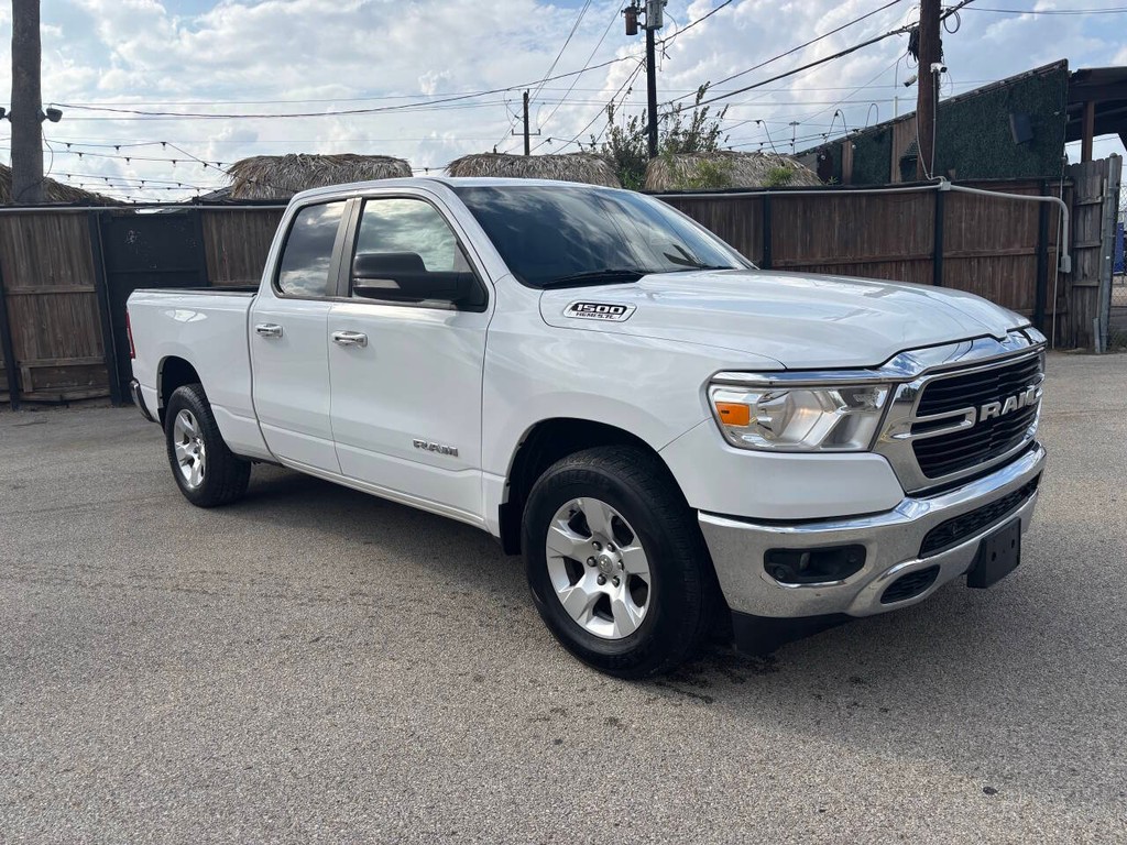 Ram 1500 Vehicle Full-screen Gallery Image 02