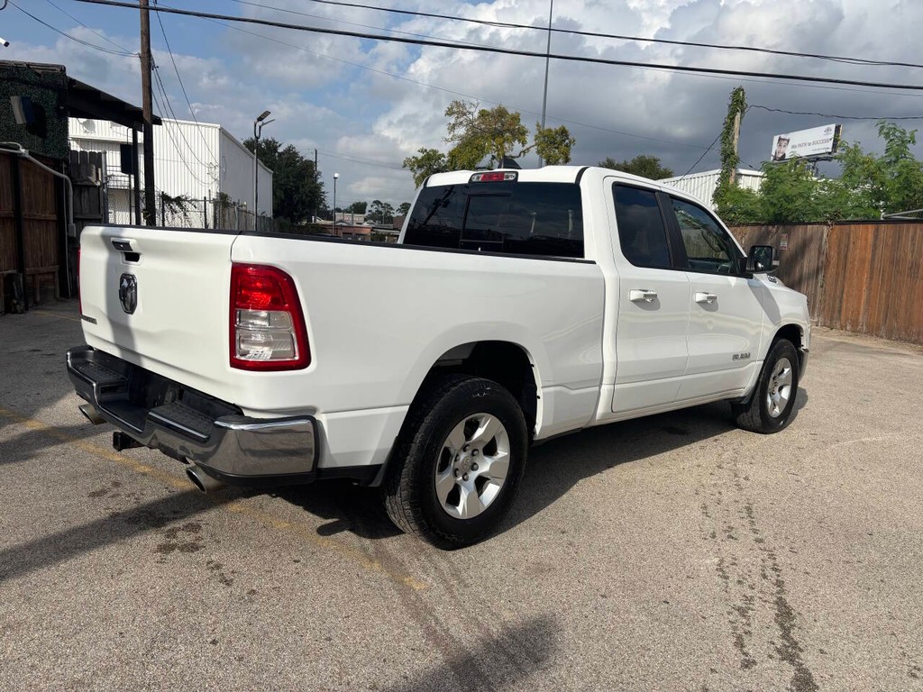 Ram 1500 Vehicle Full-screen Gallery Image 07