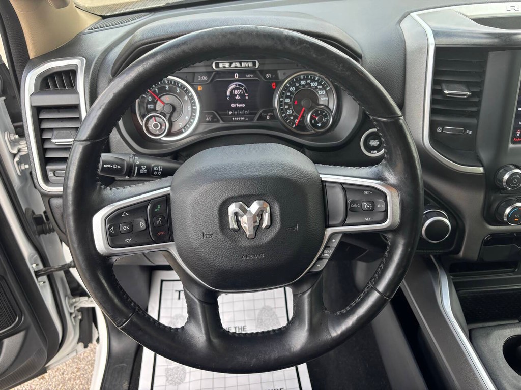 Ram 1500 Vehicle Full-screen Gallery Image 16