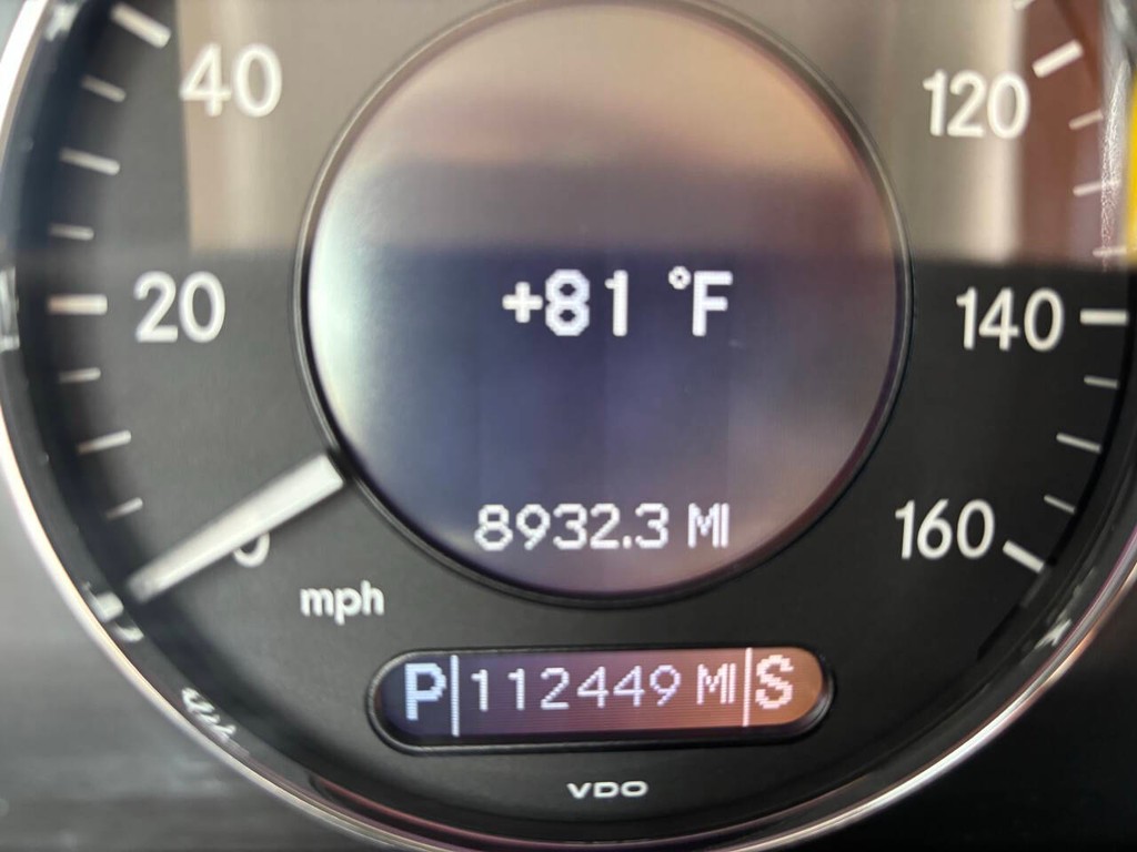 Mercedes-Benz CLK Vehicle Full-screen Gallery Image 20