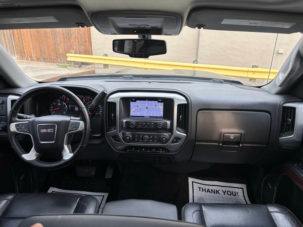 GMC Sierra 1500 Vehicle Full-screen Gallery Image 14