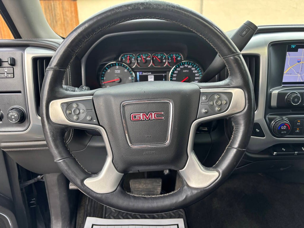 GMC Sierra 1500 Vehicle Full-screen Gallery Image 17