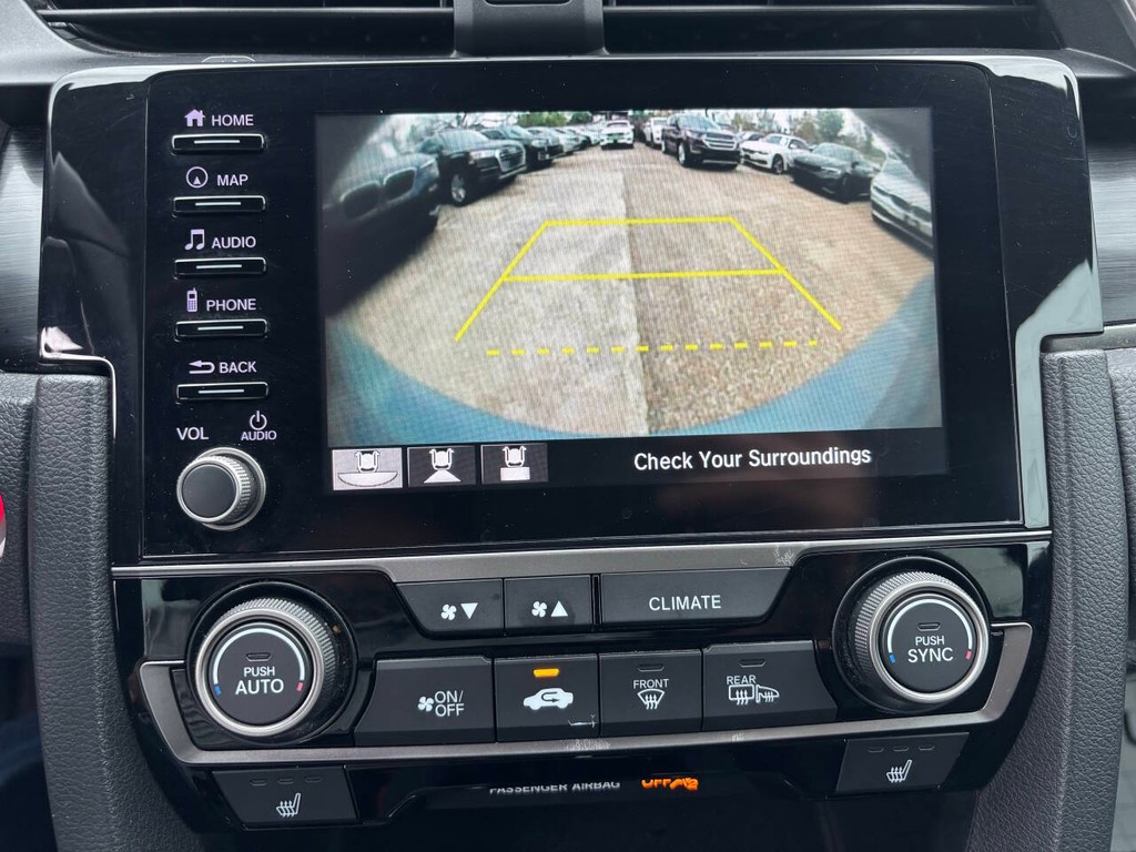 Honda Civic Hatchback Vehicle Full-screen Gallery Image 15